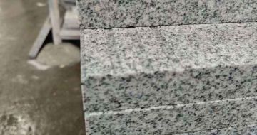 石家庄芝麻白楼梯踏步