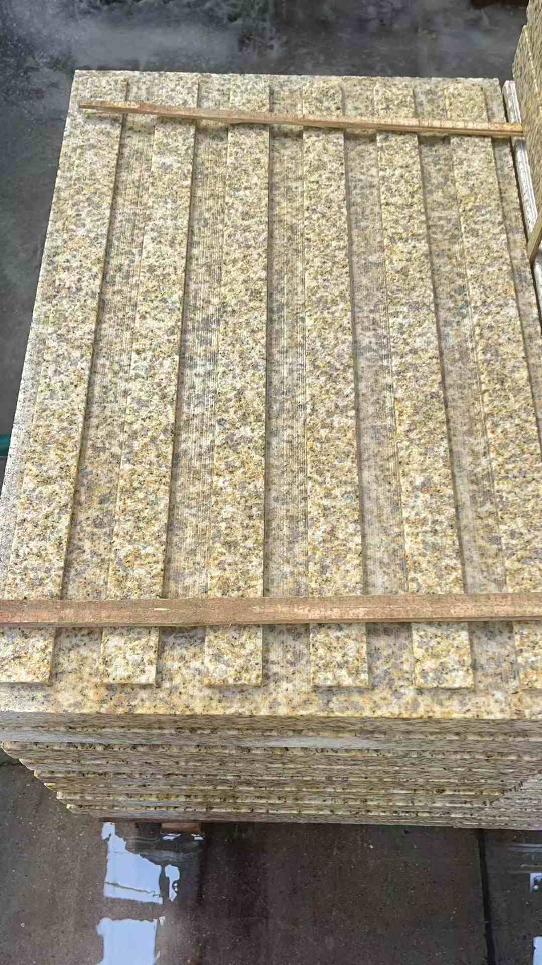 石家庄黄金麻盲道 石材盲道